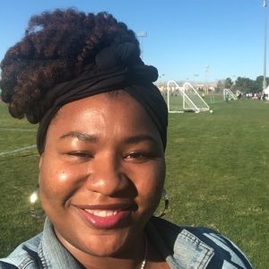 Meet your Posher, Anitra